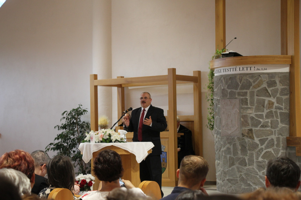 Húszéves a Diakónia Keresztyén Alapítvány – „Egymás terhét hordozzátok...”