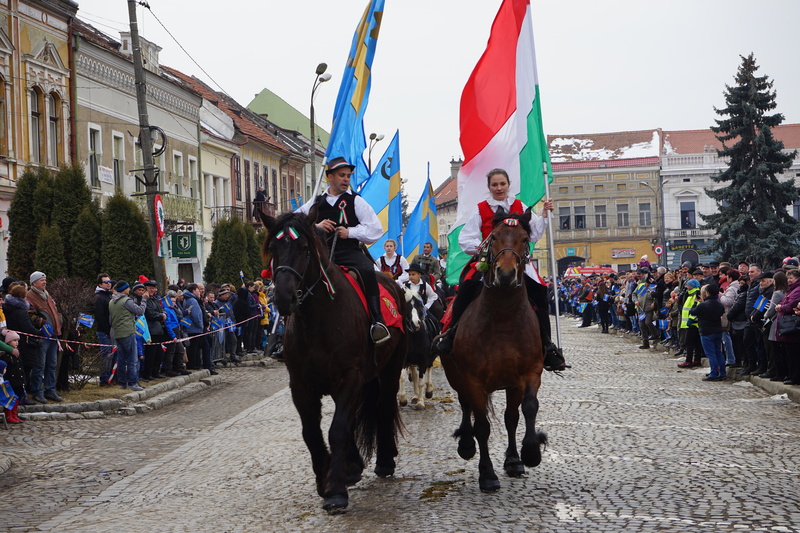 Ünnepelt Háromszék Párisa – Bartos Lóránt Ünnepelt Háromszék Párisa – Bartos Lóránt