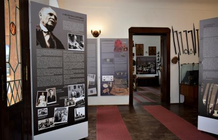 A múzeumalapító id. Haszmann Pálra emlékeznek. Fotó: Haszmann Orsolya