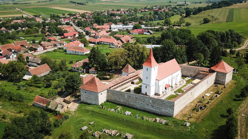 Megújult a nagyajtai unitárius templom – Isten és a közösség szolgálatában