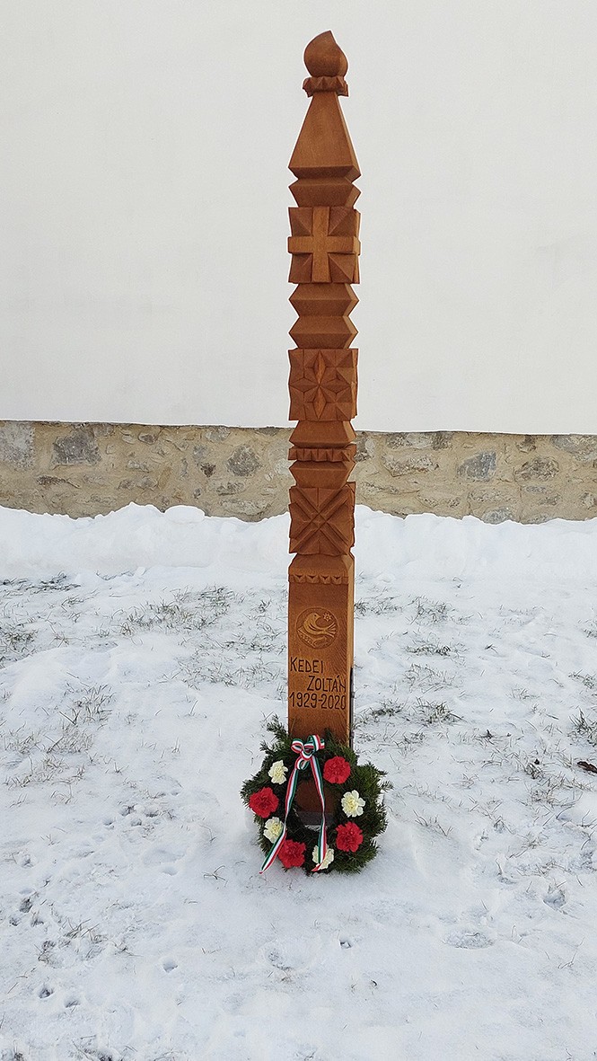 Kedei Zoltan kopjafa