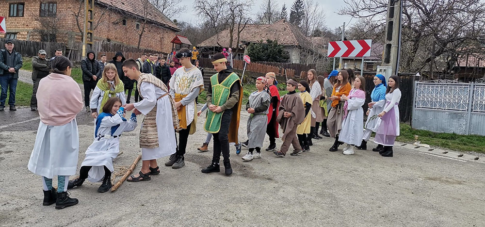 Élnek a húsvéti szokások